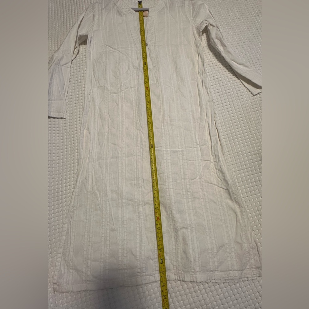 Joe Fresh Long Sleeve White Dress
SMALL - Picture 6 of 6